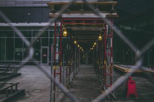 Is Scaffolder the Right Job for You? Skills, Training, and Job Outlook